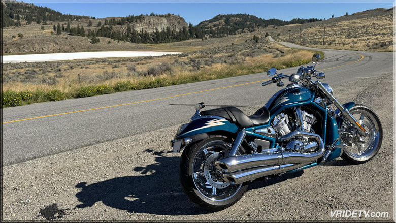 2005_vrscse_cvo_harley_vrod_blue