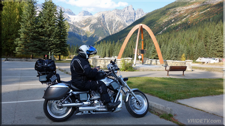 bikers at rogers pass