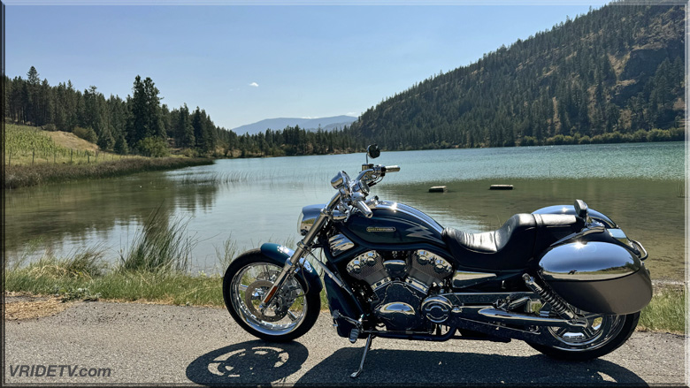 blue_cvo_vrod_at_green_lake