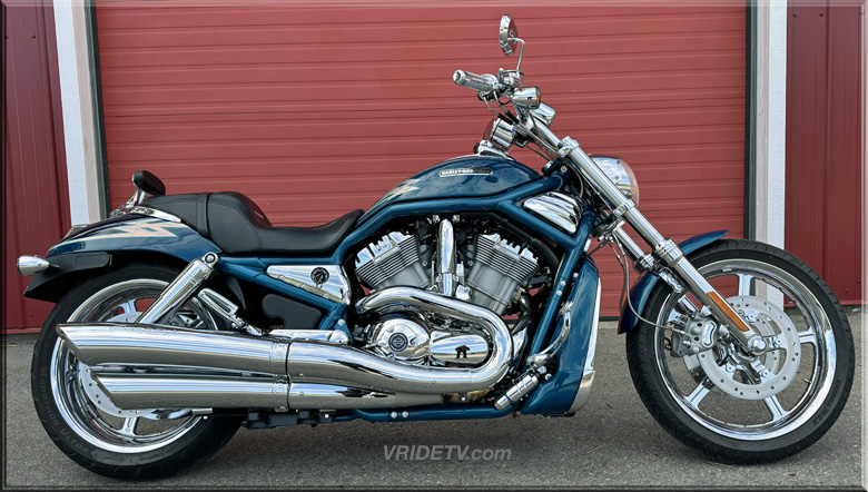 I want to BUY a blue 2005 Harley Davidson VRSCSE CVO VROD